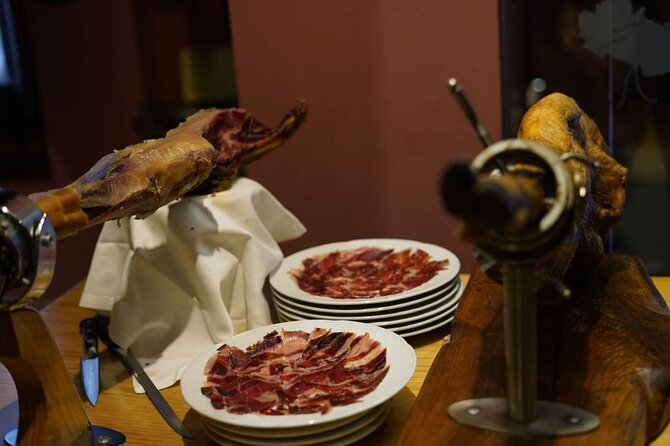 Málaga Evening Tapas Crawl Tour by Food Lover Tour - Booking Value and Timing: Why $88.32 Feels Fair