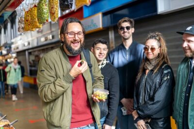 Malaga Food Tour with 12+ Tastings: Tapas, Olive Oil, Ham & More - Santa Iglesia Catedral Basílica: La Manquita makes a good pause
