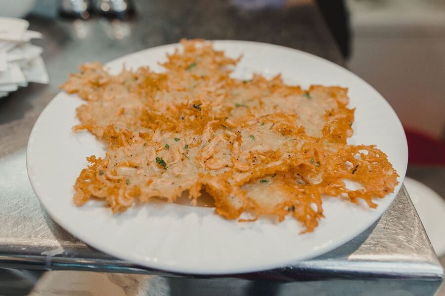 Malaga: Tapas Crawl - The Photo Stop and Wine Tasting Break: When to Slow Down