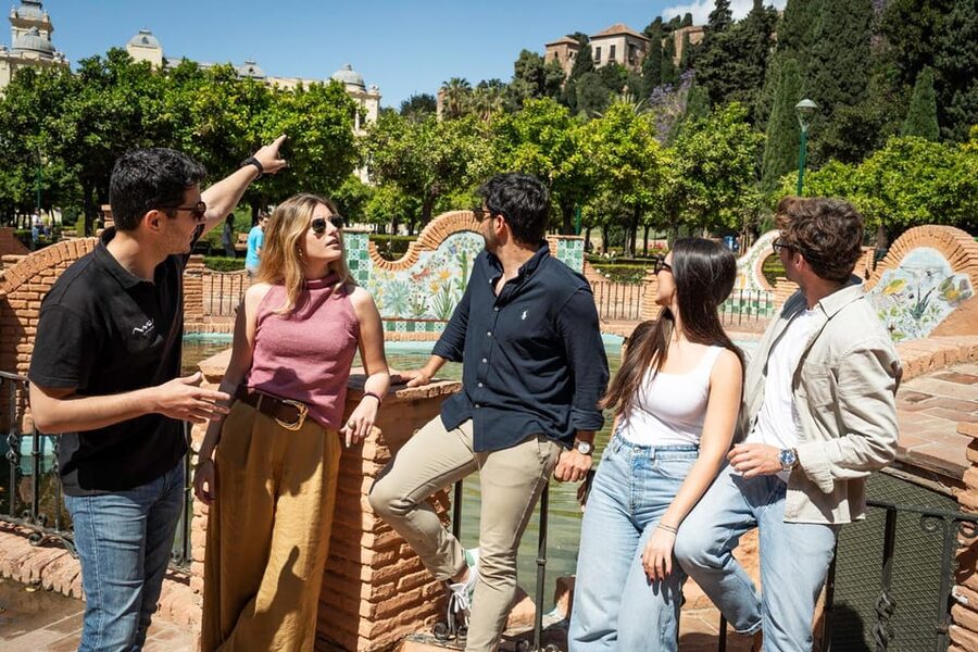 Málaga: Tapas, Wine & Rooftops Private Tour - Should You Book This Malaga Tapas, Wine & Rooftops Tour?