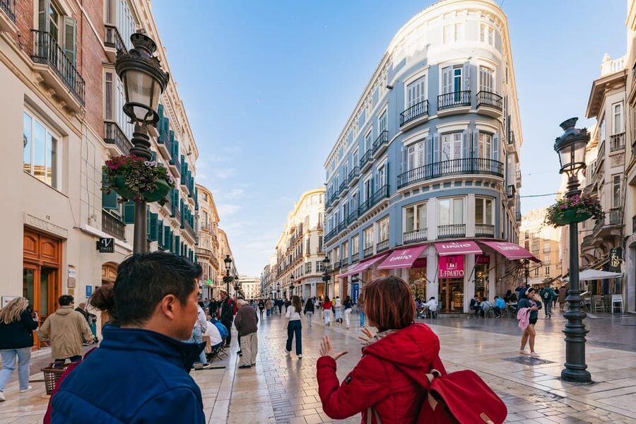 Málaga: Traditional Andalusian Tapas and Wine Tour - What You’ll Actually Eat and Drink (7–8 Tapas and 3 Included Drinks)