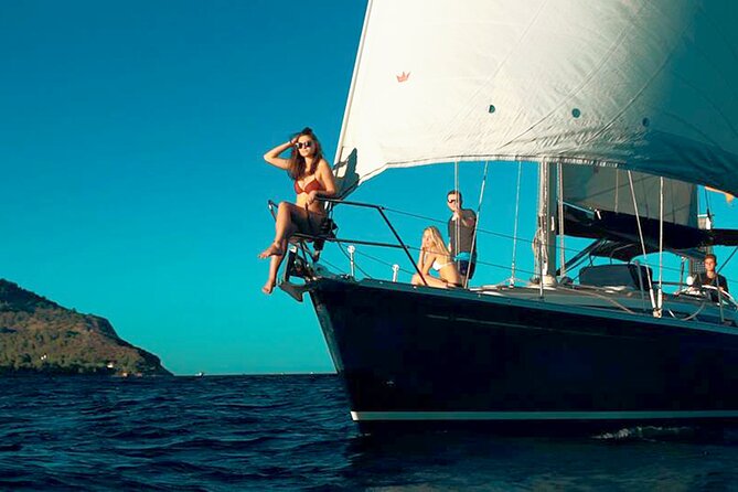 Mallorca sailing tour with tapas and wine - Skipper style: safety-first leadership, not a lounge chair