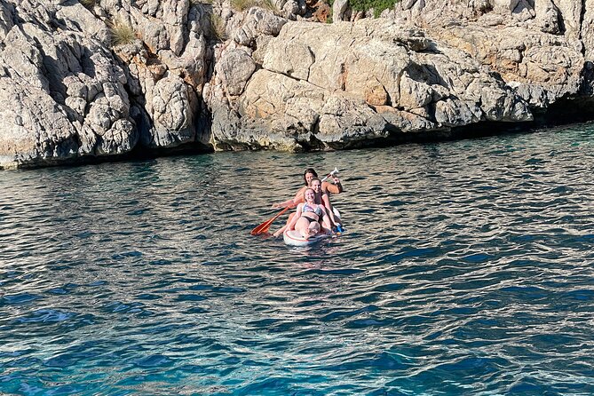 Mallorca sailing tour with tapas and wine - What you eat matters: tapas and wine made onboard