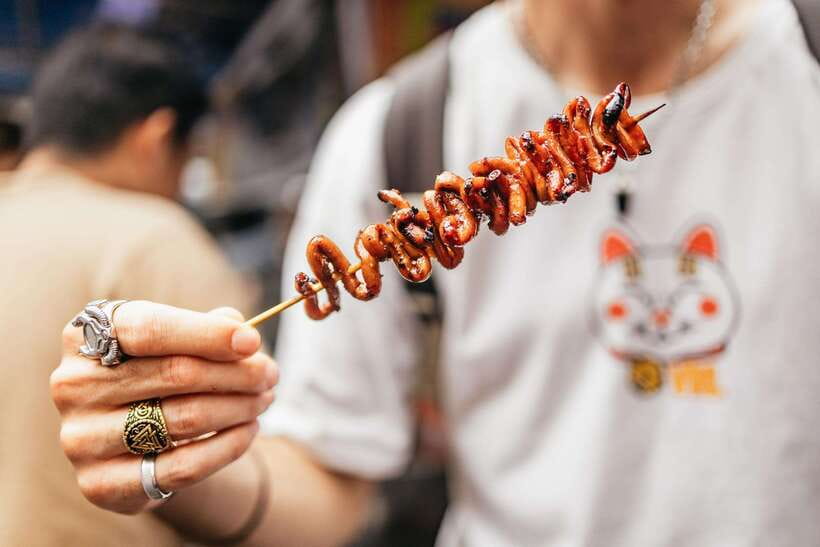Manila: Street Food and Drinks Walking Tour with Tastings - Practical tips before you go (so you enjoy every stop)