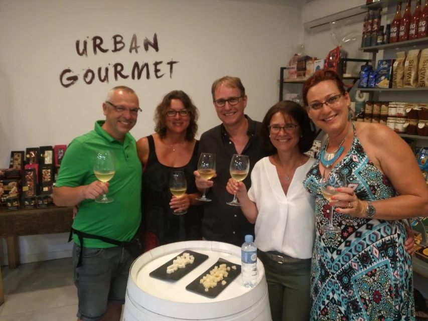 Marbella: Tour of the Old Town with Tapas & Wine - Tapas stops and wine: how the tour keeps it from feeling repetitive