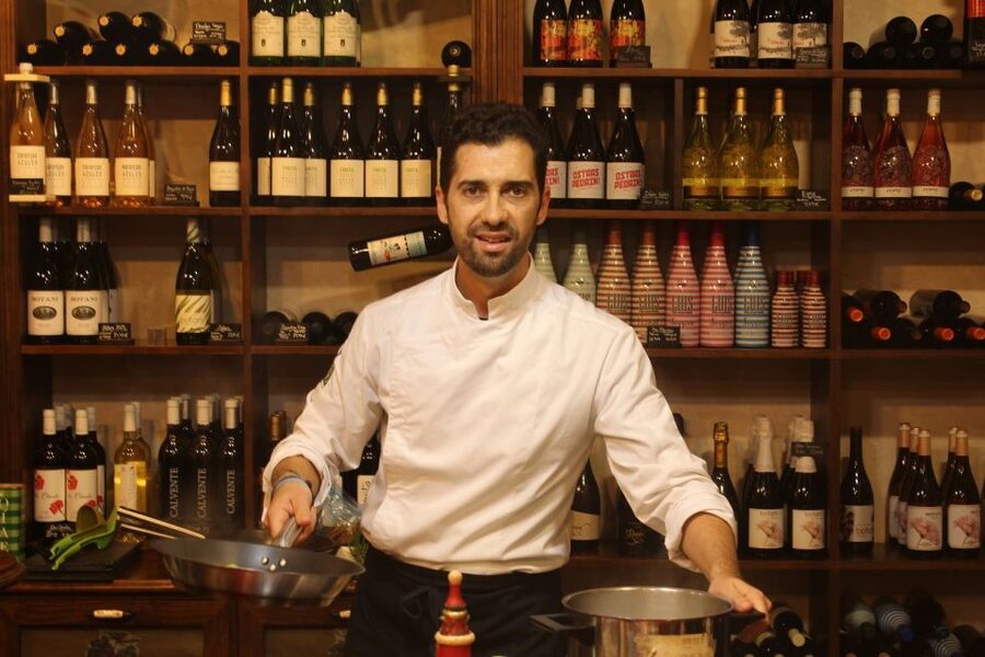 Marbella: Tour of the Old Town with Tapas & Wine - Price and value: $206 per person, so what are you paying for?