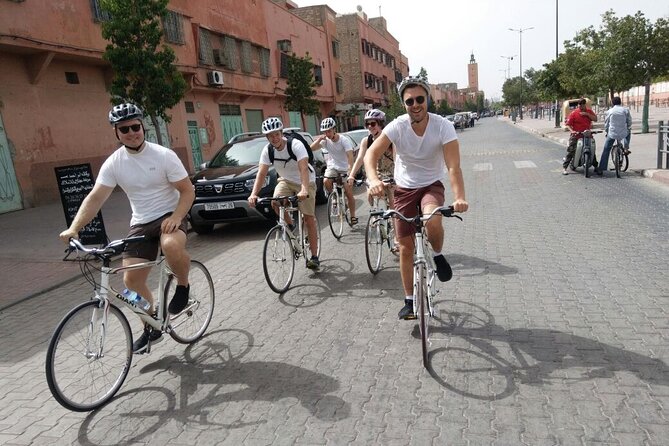 Marrakech Food Tasting Tour by Bike - Group size, guide energy, and why this tour feels personal