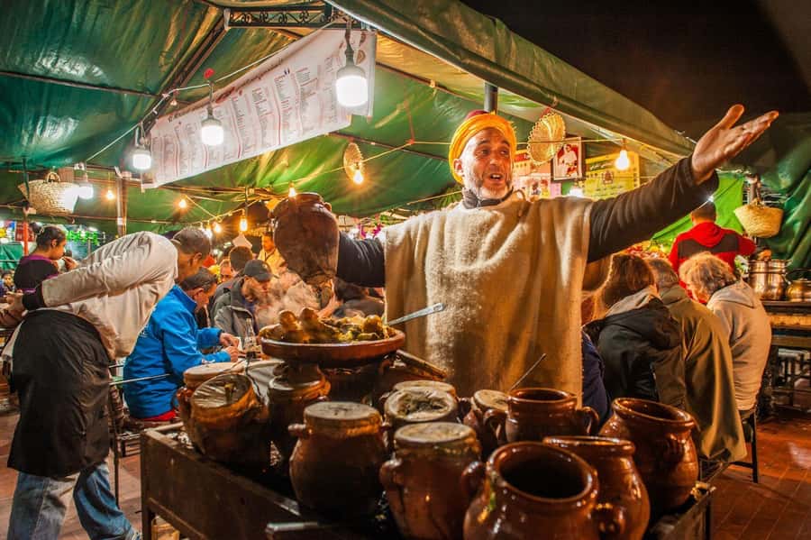 Marrakech: Jemma El Fnaa Food Tour with Dinner - How the tour starts: finding your footing in Jemaa el Fnaa