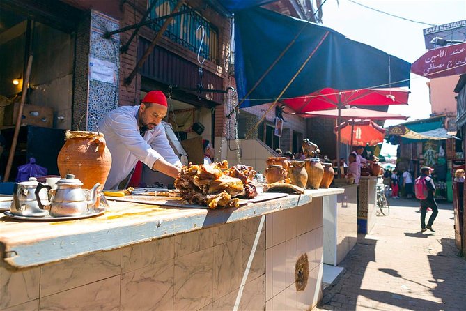 Marrakech: Street Food Tour by Night - Koutoubia Mosque: A Quick Stop That Changes the View