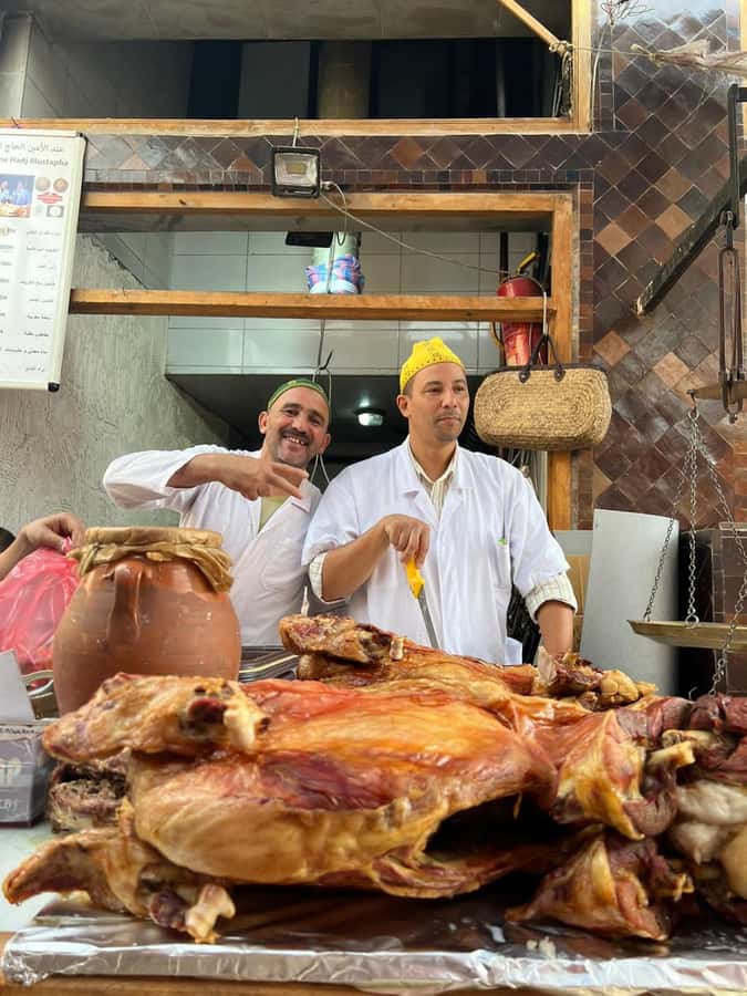 Marrakesh: Guided Street Food Tasting by Locals - Watching Méchoui and Meeting the Underground Oven Story