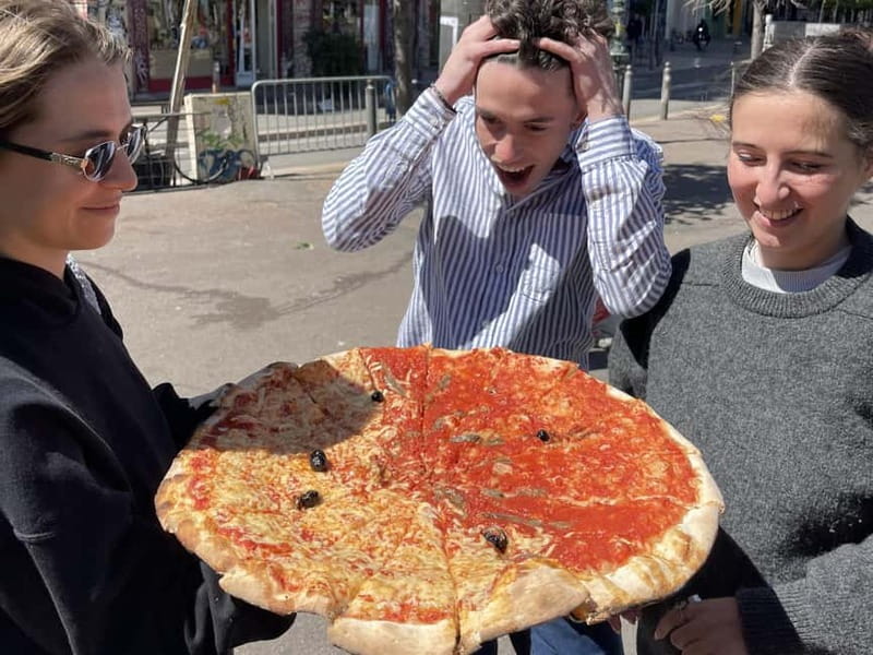 Marseille: Foodie Walking Tour of the Cours Julien District - Guide style is a big deal here (and the reviews back it up)