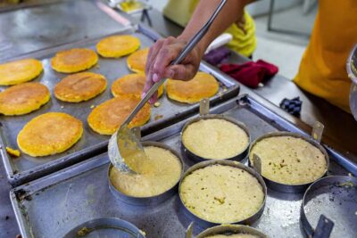 Medellín: E-bike and Foodie Tour - How the 3-hour ride works (and why it feels less tiring than you fear)