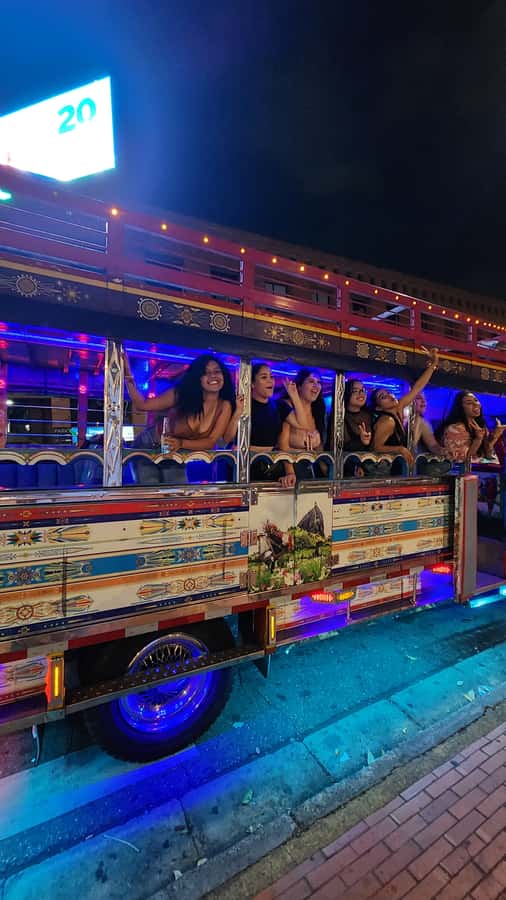 Medellin: Party Bus with DJ & Street Food Tastings - The final tasting at an exclusive restaurant