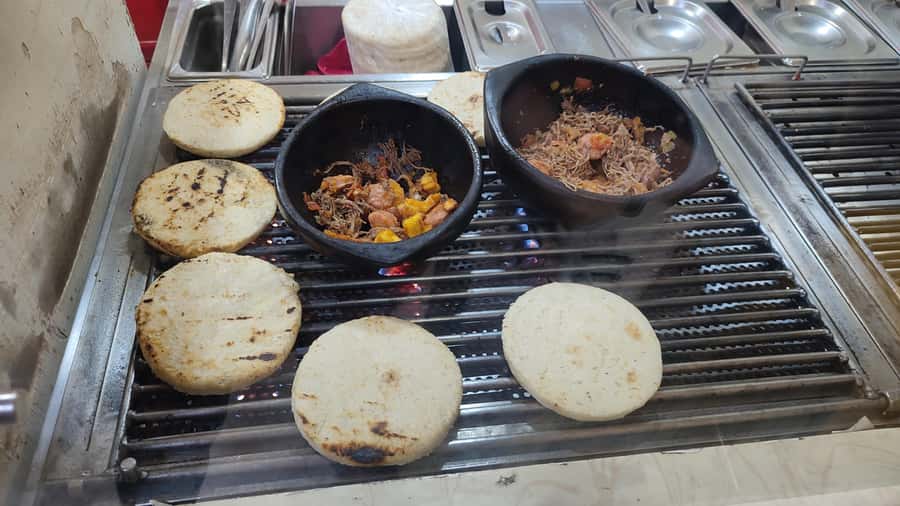 Medellin: Street Food and Poblado Rooftop Tour with a Local - Should you book the Street Food and Poblado Rooftop Tour with a Local?