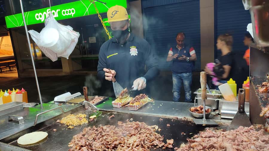 Medellin: Street Food and Poblado Rooftop Tour with a Local - Your 3-hour route: five snack stops that add up fast