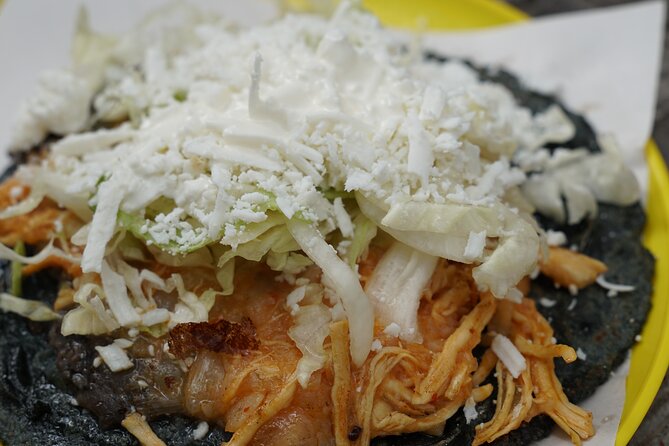 México City: Street Food to Home Cooking Food Tour - Daniella’s Home Cooking: Tamales and Hot Chocolate That Change the Mood