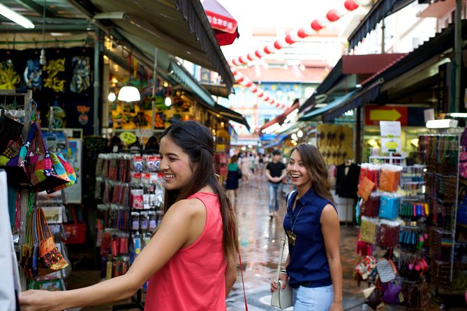 Michelin Premium Food Tour with Hawker Centre & Chinatown Tour - The Michelin-rated street eateries: what Michelin means here