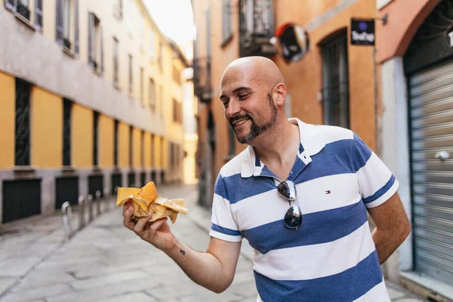 Milan: Street Food Walking Tour - Milan street food in 3 hours: the smartest kind of first meal