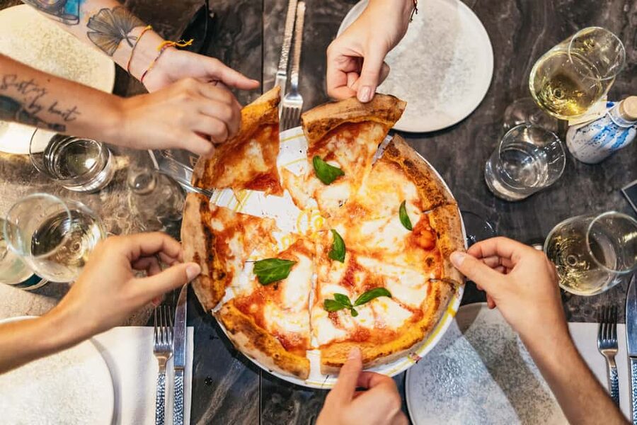 Milan: Street Food Walking Tour - Piazza Sant’Alessandro: your savory starter with local context