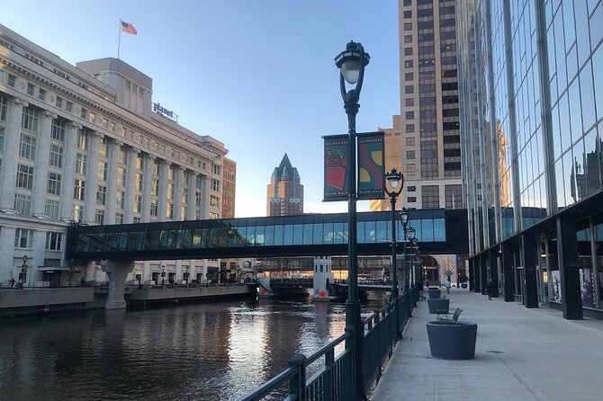 Milwaukee Food Tour with 5 Local Favorites Tastings & Secret Dish - The food lineup: sausage, cheese curds, fish fry, and more
