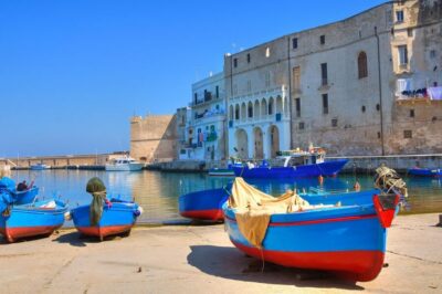 Monopoli: Walking Street Food Tour - Meeting at Stazione FS di Monopoli: The First Walking Minutes Matter