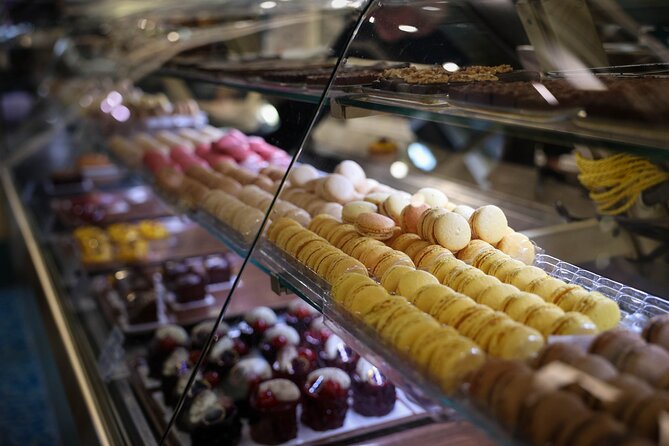 Montmartre Food Tour: The Most Complete Paris Food Experience - The Montmartre food tour that turns streets into a menu