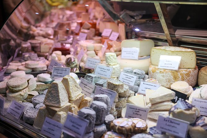 Montmartre Food Tour: The Most Complete Paris Food Experience - Rue des Abbesses: where you learn Montmartre by walking it