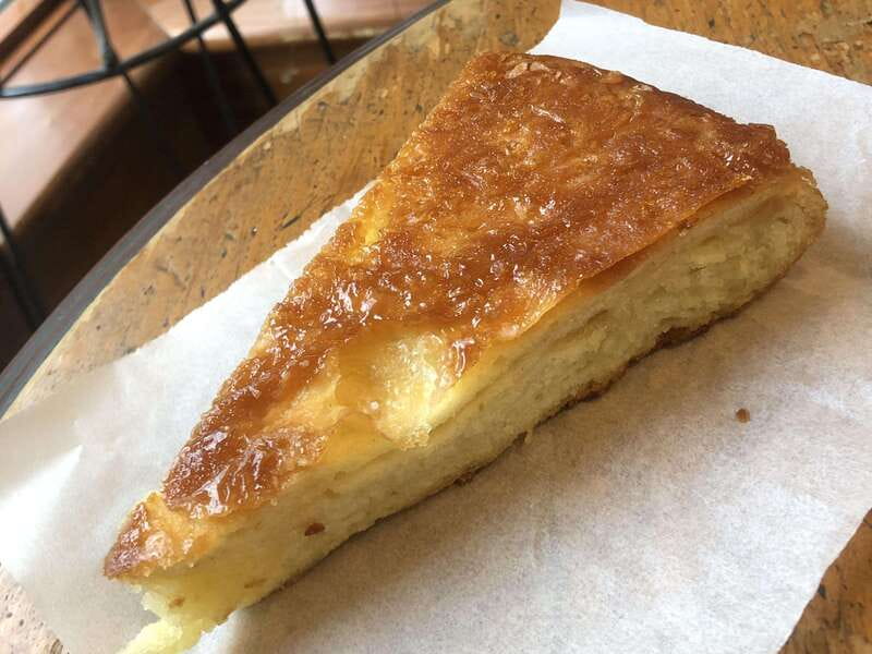 Montréal: Mile End Foodie Tour with Tasting - Street art spotting + food stories: how the guide turns stops into memories
