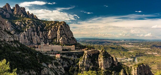 Montserrat & Cogwheel Train, Gourmet Wine Tasting & Tapas/Lunch - Quick hits before you commit