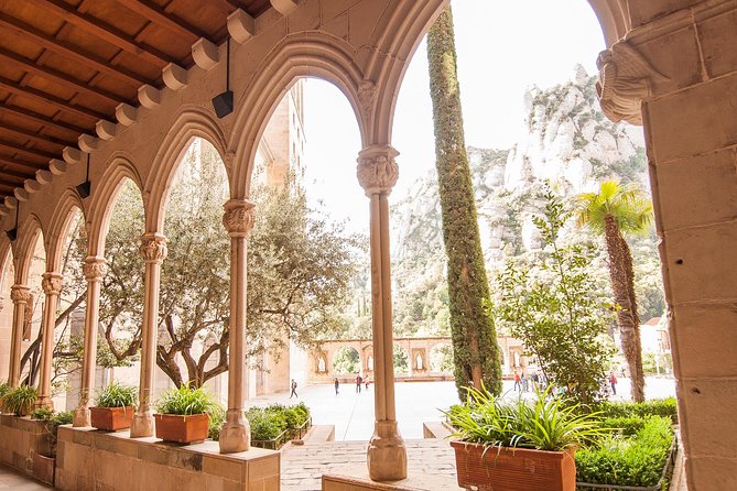 Montserrat with Black Madonna & Medieval Winery with Tapas/Lunch - Montserrat Basilica and Monastery: Guided First, Then Your Own Route
