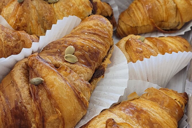 Morning Walks with Salem Food Tours - Stop 2: Salem Arts Association and the spice tasting finale