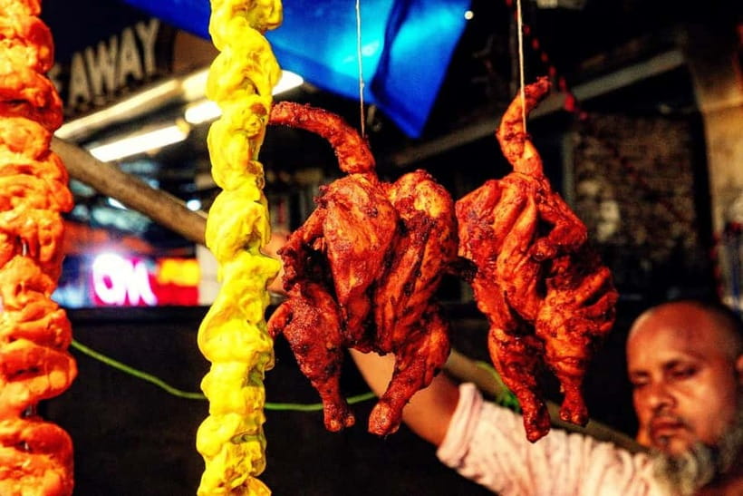 Mumbai: Street Food and Night Markets Tour - How the evening flows: Chowpatty to Mohamed Ali Road