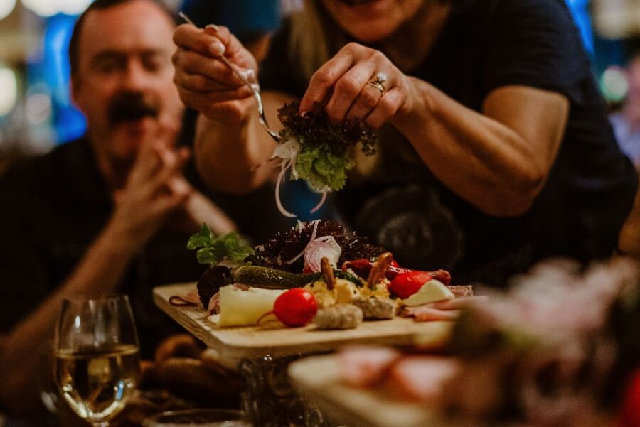 Munich: Beer and Food Tour with Dinner & Oktoberfest Museum - The Beer Story Walk: From Medieval Brewing to Reinheitsgebot