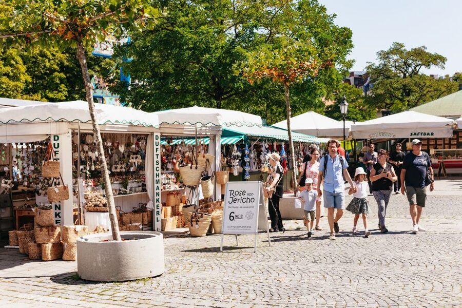 Munich: Viktualienmarkt Food Tour - Why Viktualienmarkt Is a Smart First Stop in Munich’s Old Town