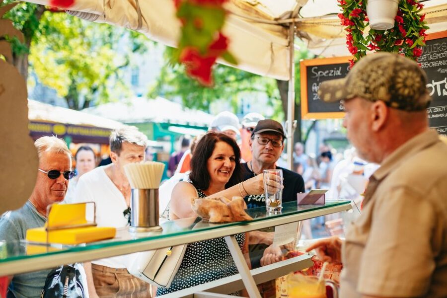 Munich: Viktualienmarkt Food Tour - Weißwurst, Beer, and the Stuff That Makes Munich Taste Like Munich