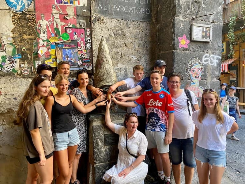 Naples: Old City Center Street Food Tour with Spritz - Getting oriented fast in Naples’ UNESCO old center