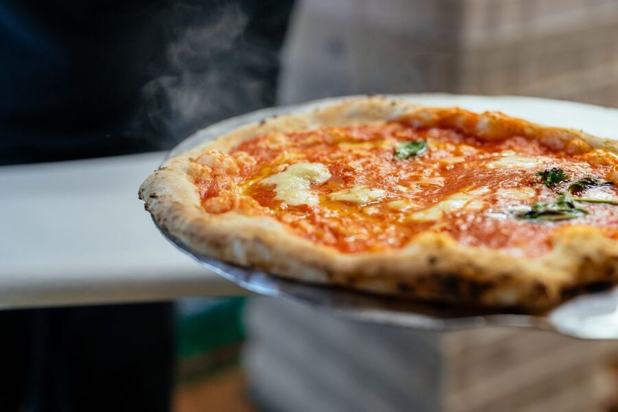 Naples: Private Food Tour – 10 Tastings with Locals - Why 10 tastings plus sights feels like better value than it sounds