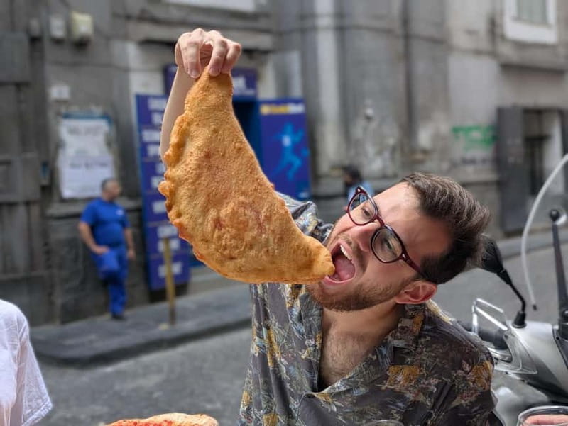 Naples: Street Art, Wine and Food Tasting Walking Tour - Street art stops you can actually interpret