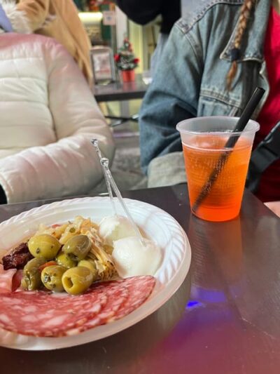 Naples: Street Food Experience With 6 Stops - Piazza Carità meet-up and the walking reality