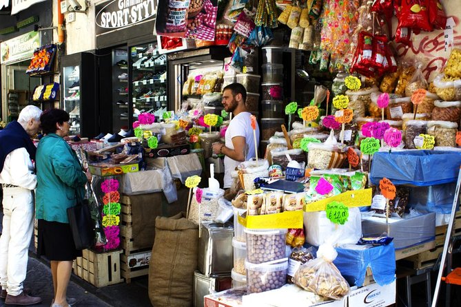 Naples Street Food Experience with local guide - Small Group Tour - Via Toledo Tastings: How to Eat Street Food Without Doing It Wrong