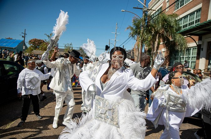 New Orleans Food Tour: Discover the Roots of Creole Cuisine - Little People’s Place finale: expect a strong closing bite