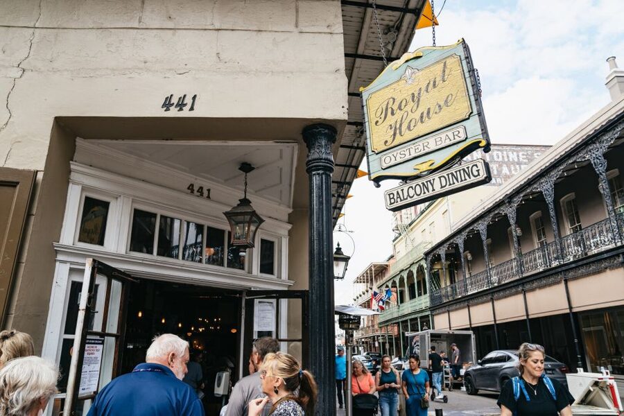 New Orleans: French Quarter Food Tour with Tastings - Why the Walking Route Matters (More Than You’d Expect)