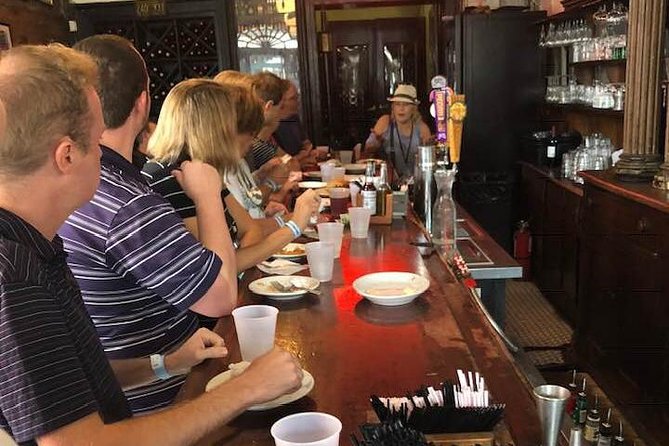 New Orleans Sunset Food Tour Experience - A 4 pm French Quarter sunset tour built around Cajun and Creole cooking