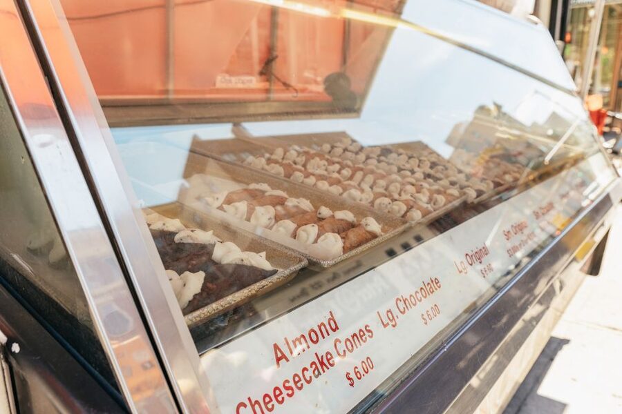 New York City: Little Italy Italian Food Tasting Tour - Nolita Pizza and Ferrara Bakery: Cheese, Crunch, and Film Locations