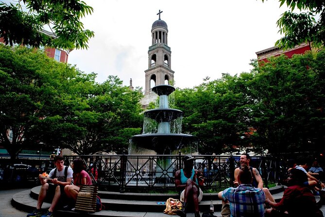 New York Private Food Tour with 6+ Tastings in Greenwich Village - Your walking route: from the start near IFC Center to the High Line
