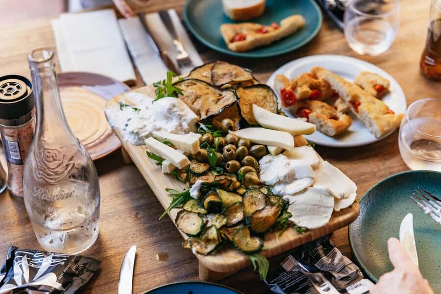 Nice: Provencal Food Walking Tour with Tastings - Guide Energy and Local Stories: Leo, Héloïse, Sara, Coco, and More