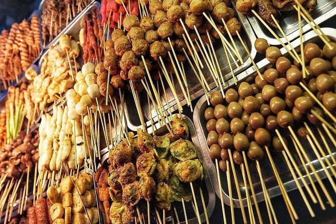 Night Walking Tour-Malioboro street food with guide at Yogyakarta - Yogyakarta Station coffee and pasar snacks (the warm-up course)