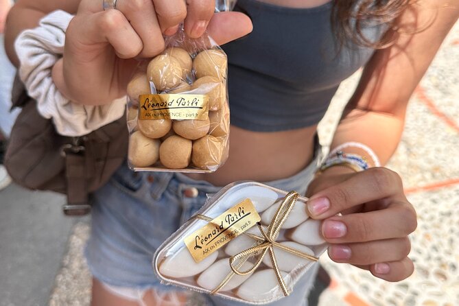 NO DIET CLUB - Best food tour in Aix en Provence (En / Fr) - Market time: sun products, olives, and Provençal spreads