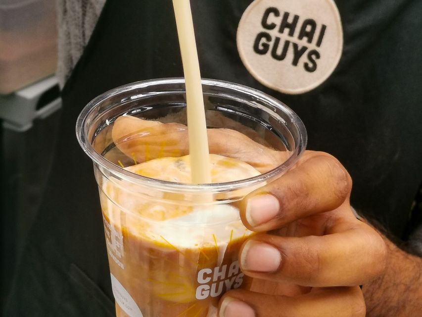 No Diet Club - Best food Tour in East London - The Walk Between Markets: Short, Useful, and Not Too Much