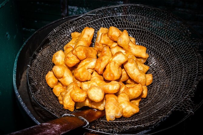 Northern Flavours Chiang Mai Food Tour with 15+ Tastings - Small group of 8: why it changes how you experience street food